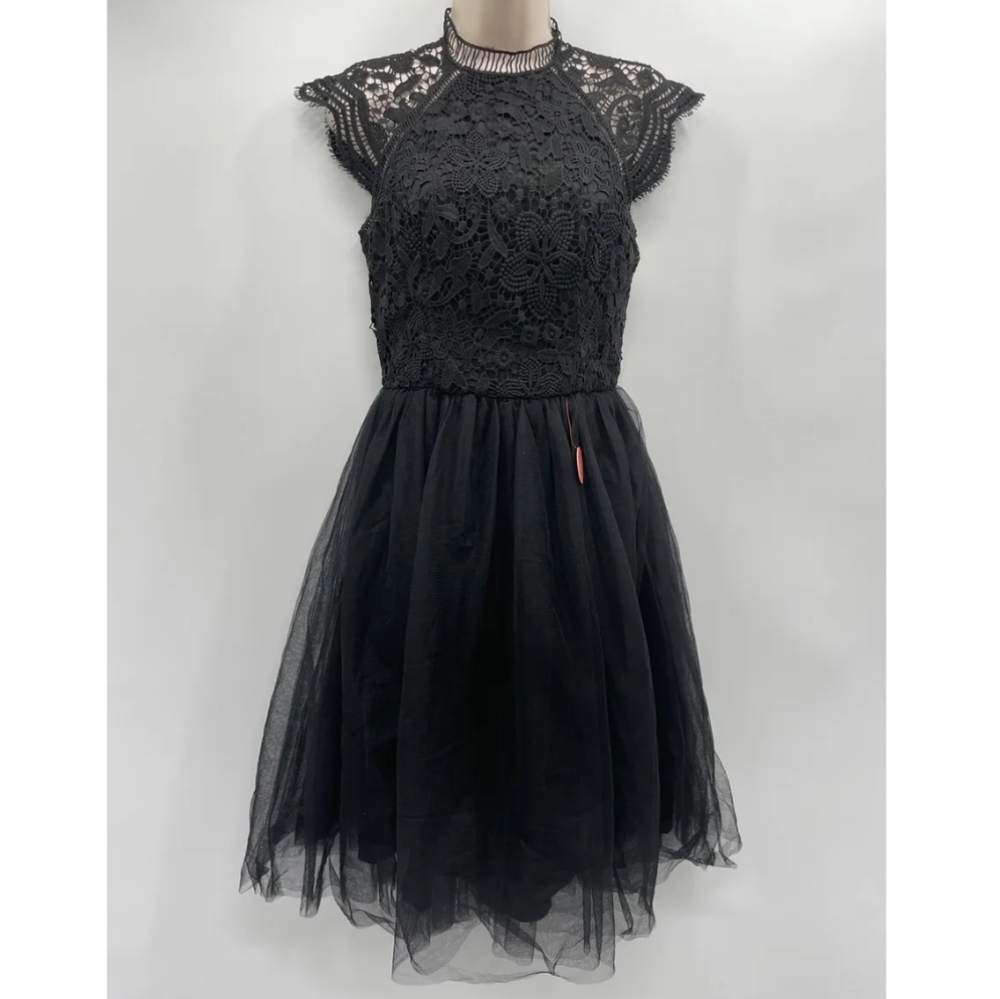 Chi Chi London Women's Belladonna A-Line Lace Tulle Dress Size UK 10